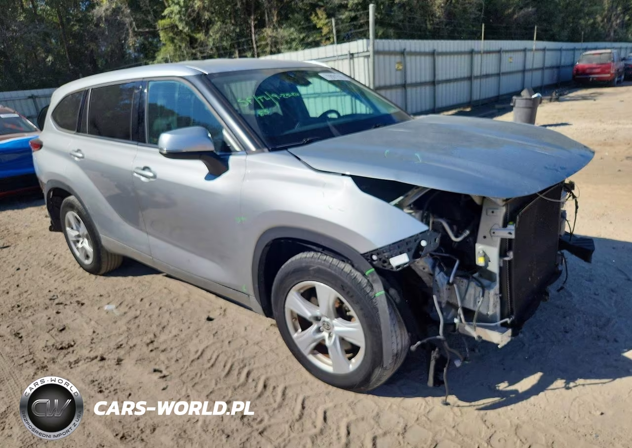 2020 Toyota Highlander Le VIN:5TDZZRAHXLS502263 - 4