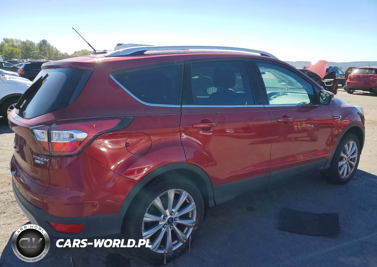 2017 Ford Escape Titanium VIN:1FMCU9JDXHUB12053 - 3