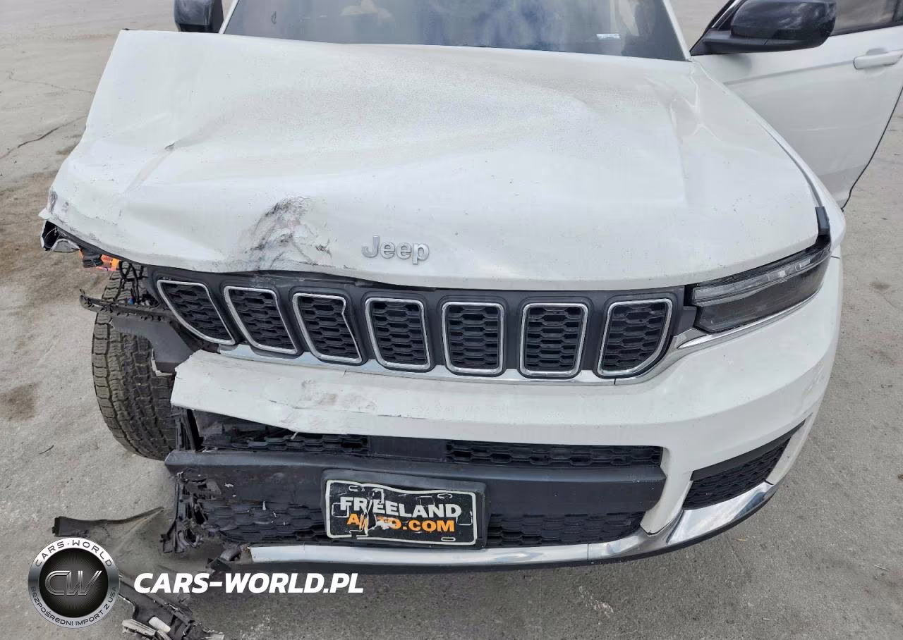 2023 Jeep Grand Cherokee L Laredo VIN:1C4RJJAG8P8770416 - 11