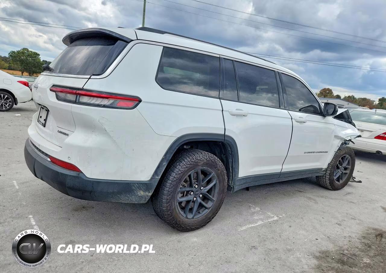 2023 Jeep Grand Cherokee L Laredo VIN:1C4RJJAG8P8770416 - 3
