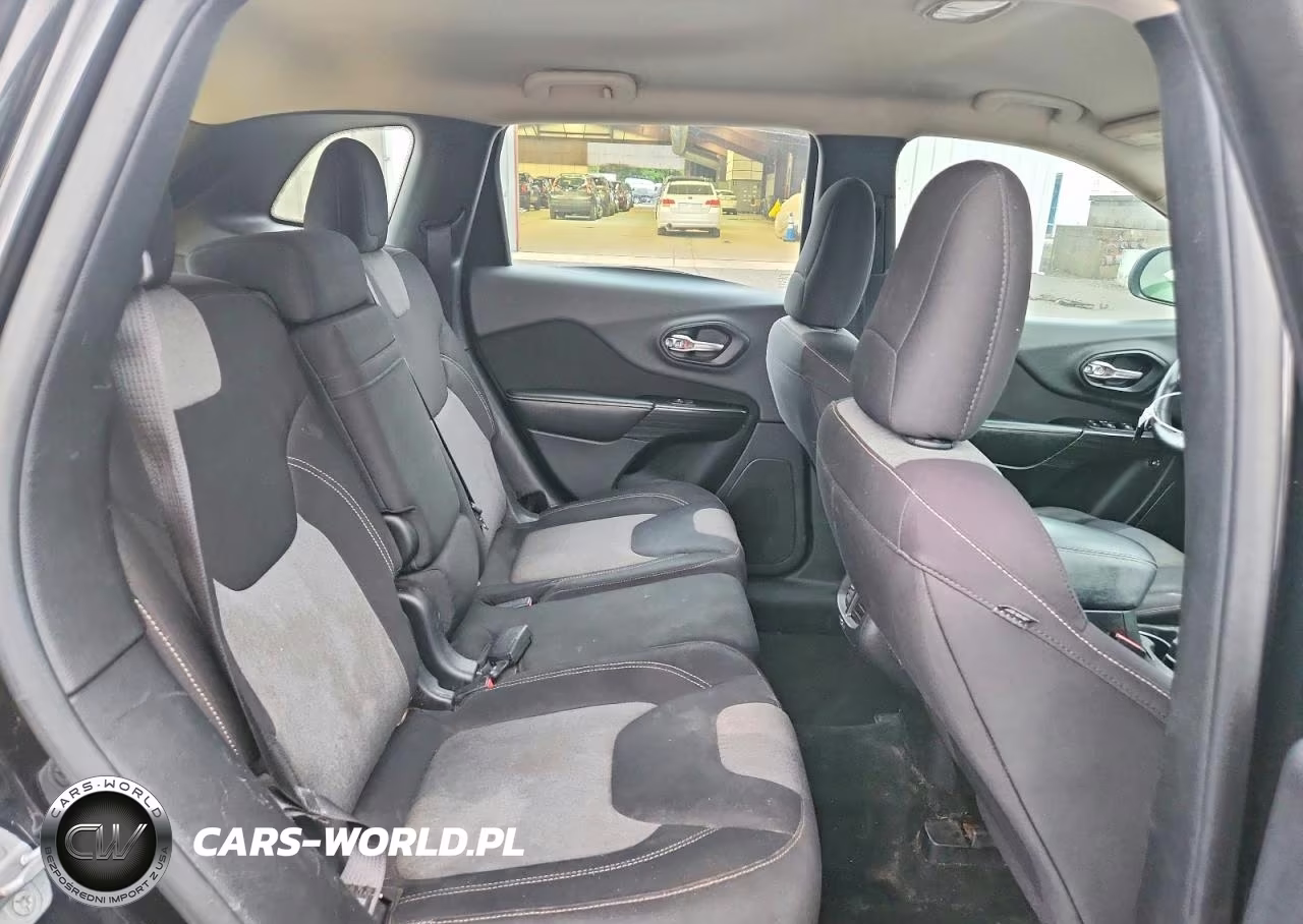 2014 Jeep Cherokee Sport VIN:1C4PJMAB8EW140269 - 11