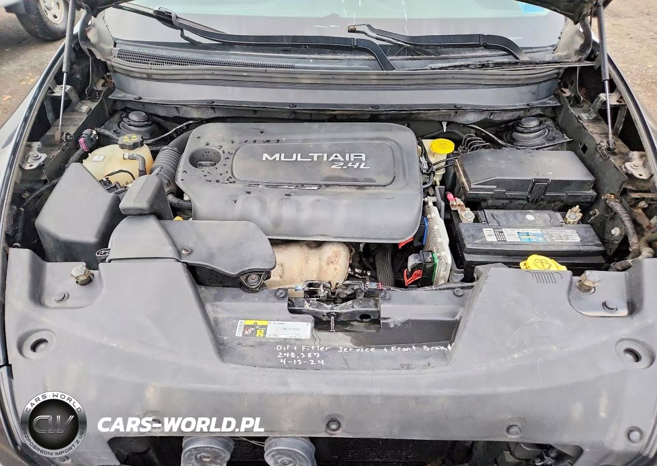 2014 Jeep Cherokee Sport VIN:1C4PJMAB8EW140269 - 12