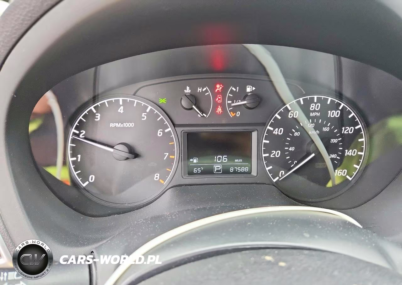2016 Nissan Sentra S VIN:3N1AB7AP7GY327355 - 9