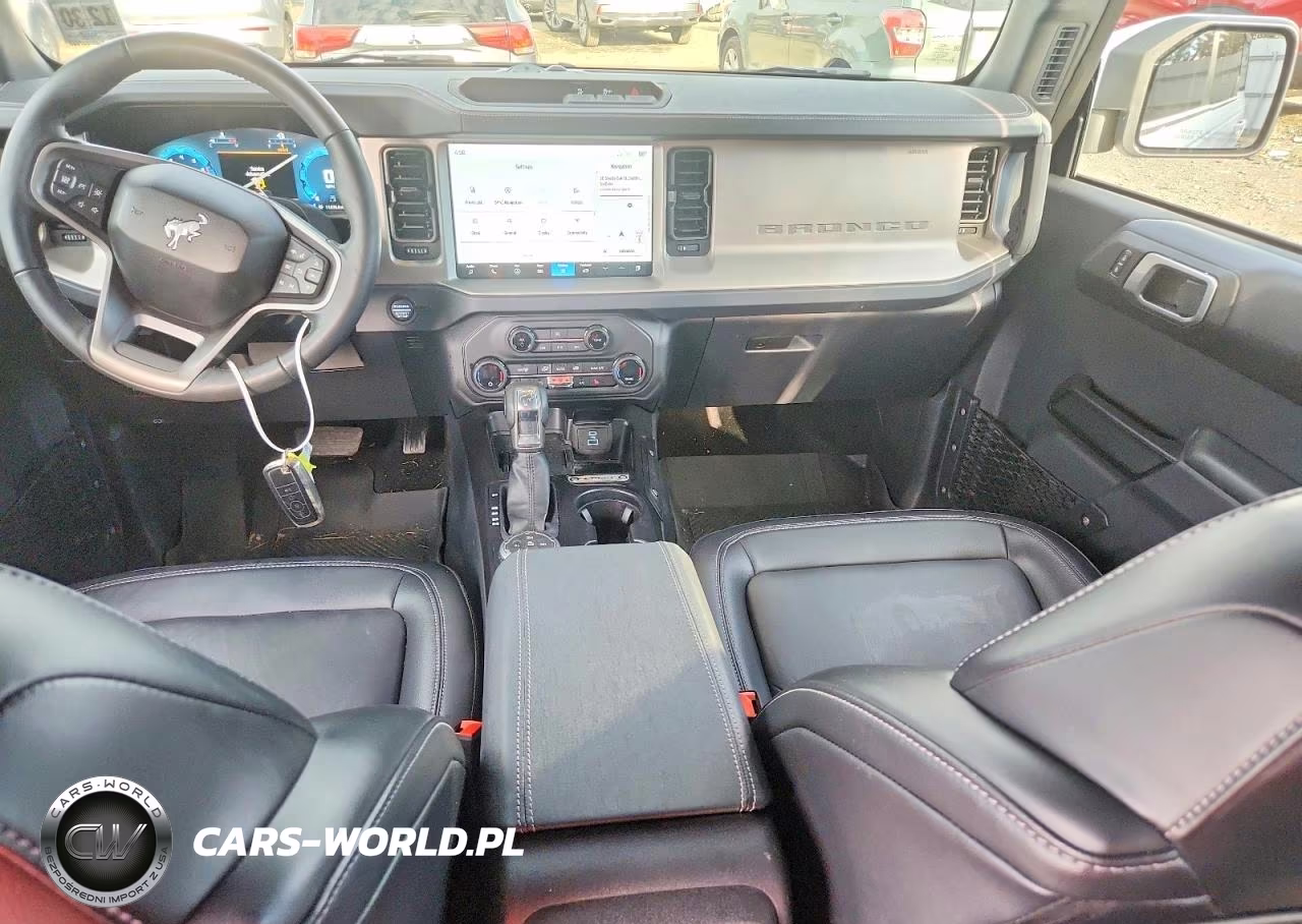 2025 Ford Bronco Outer Banks VIN:1FMDE8BH0SLB65807 - 8