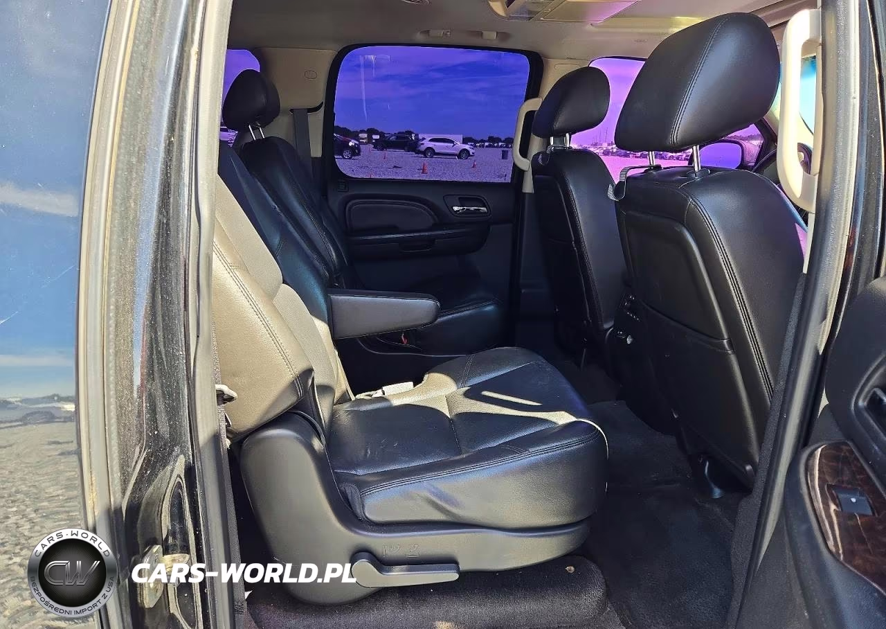 2010 GMC Yukon Xl Denali VIN:1GKUKMEF3AR213607 - 10