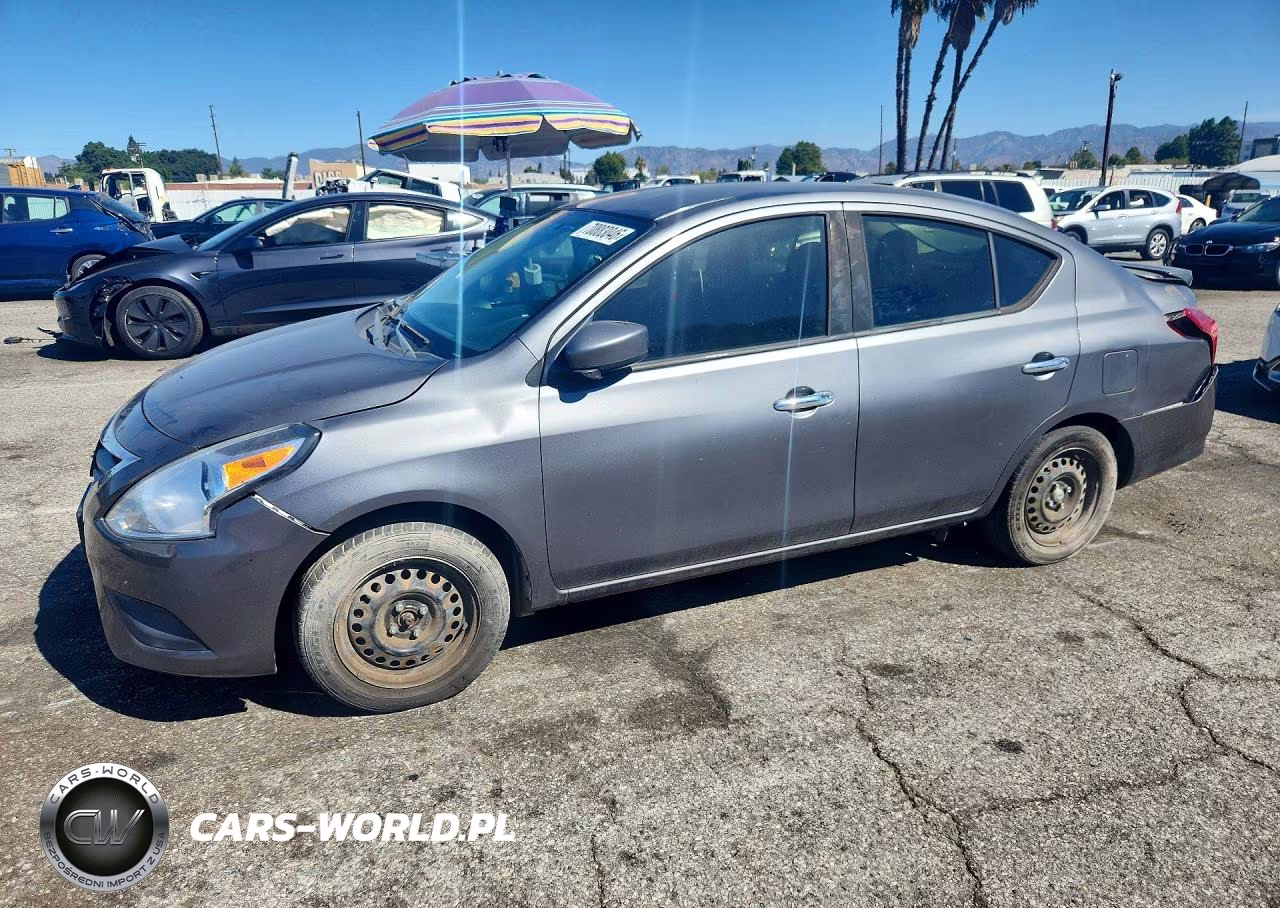 2018 Nissan Versa S