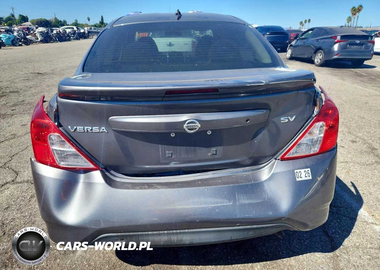 2018 Nissan Versa S VIN:3N1CN7AP6JL832484 - 6