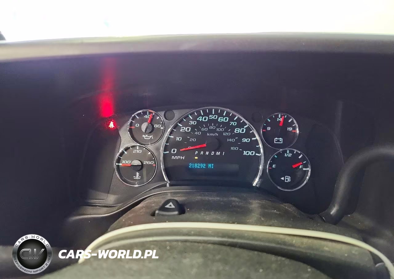 2017 Chevrolet Express G2500 VIN:1GCWGAFF3H1337078 - 9