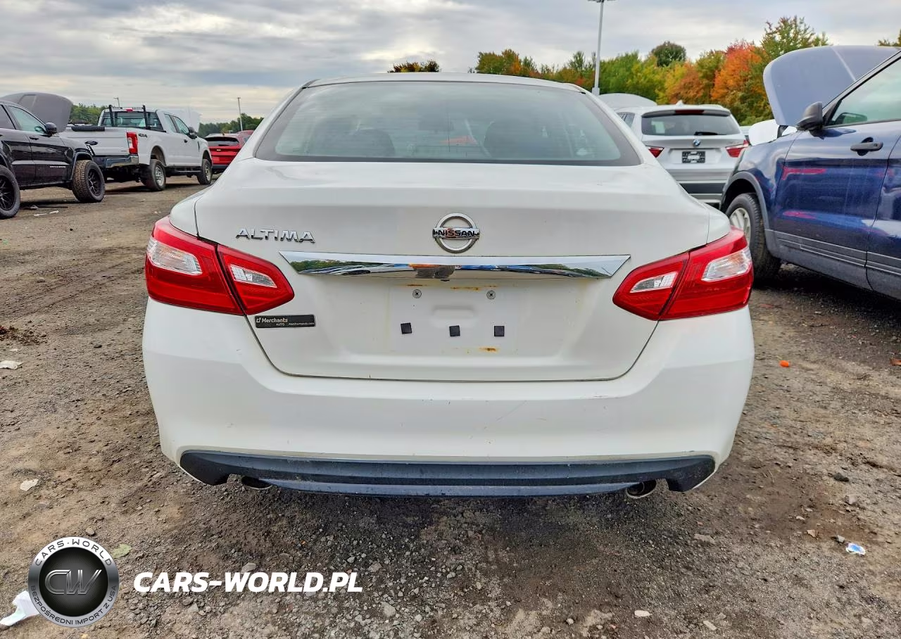 2017 Nissan Altima 2.5 VIN:1N4AL3AP2HN329196 - 6