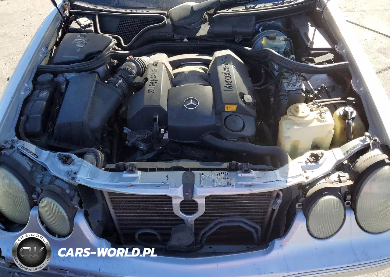 2000 Mercedes-Benz E 320 VIN:WDBJH65J5YB103740 - 11