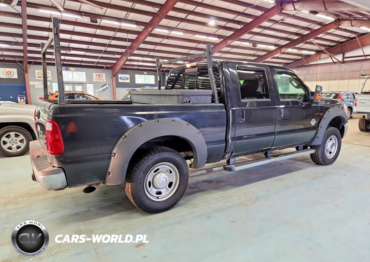 2011 Ford F250 Super Duty VIN:1FT7W2BTXBEB54933 - 3