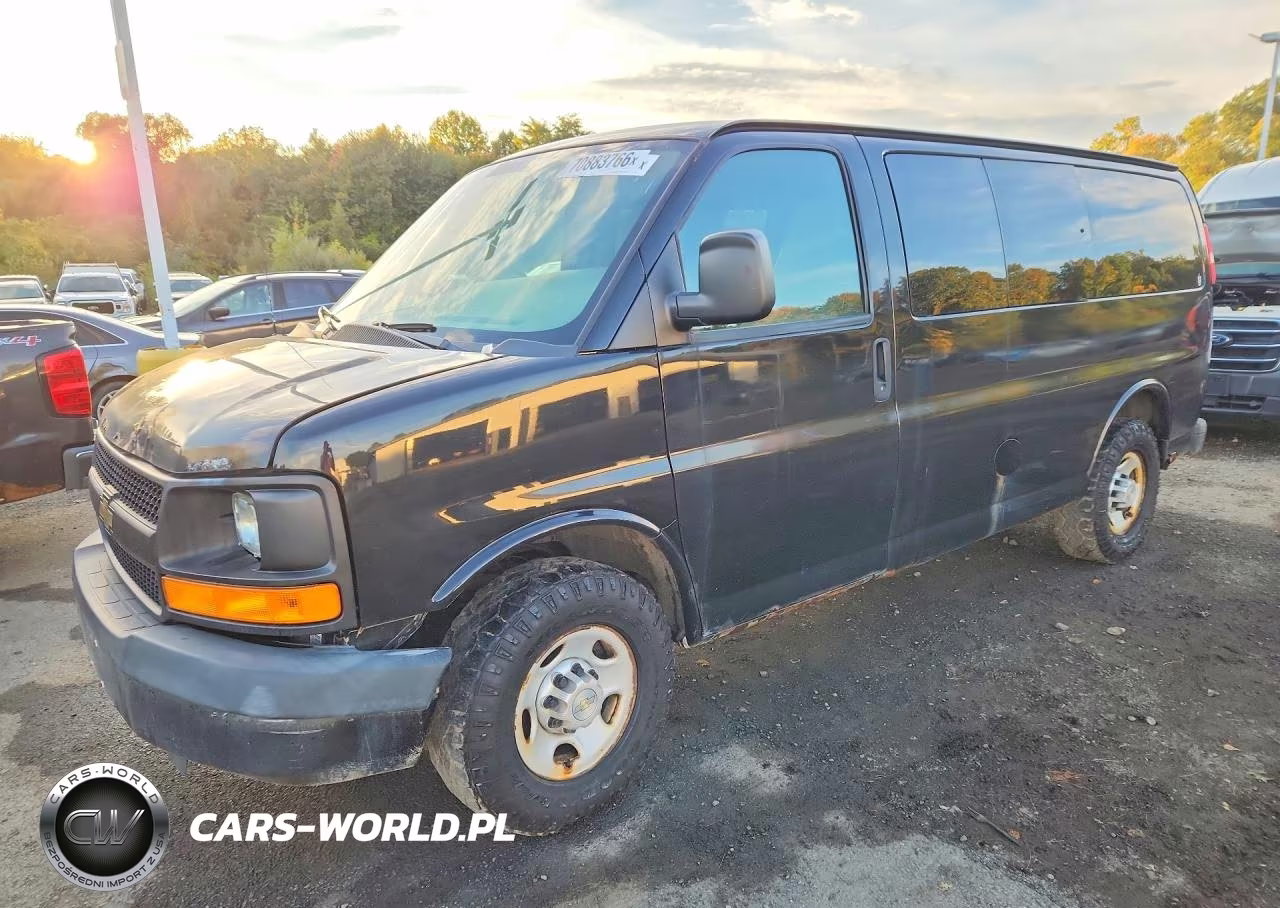 2013 Chevrolet Express G2500 Ls
