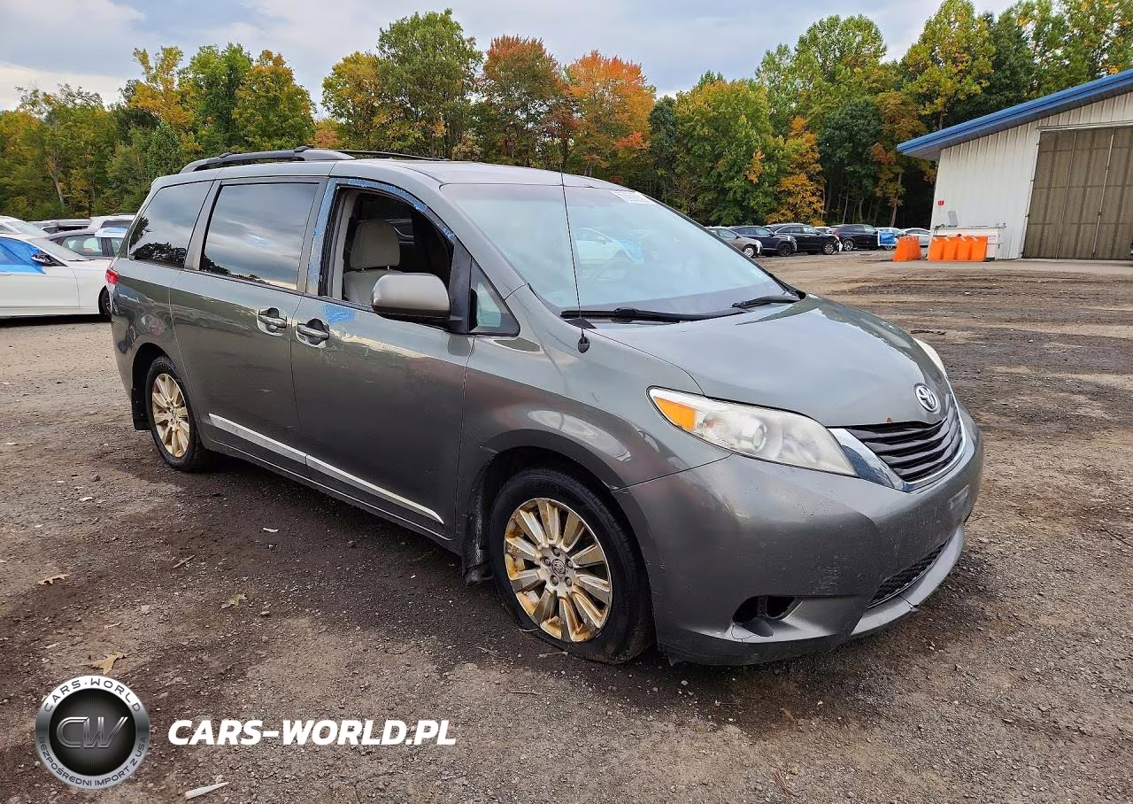 2013 Toyota Sienna Le 7-Passenger VIN:5TDJK3DC2DS060224 - 4