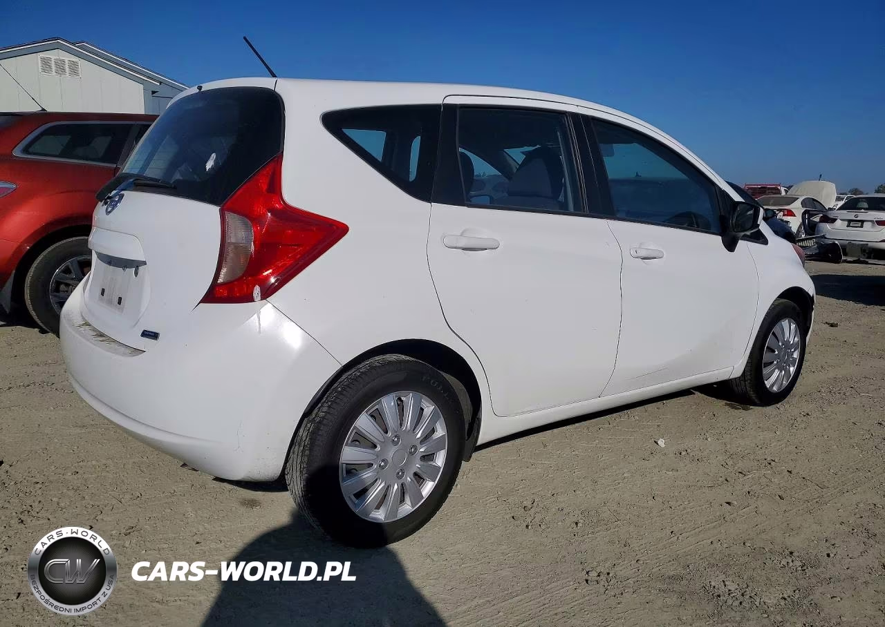 2016 Nissan Versa Note S Plus VIN:3N1CE2CP2GL376170 - 3
