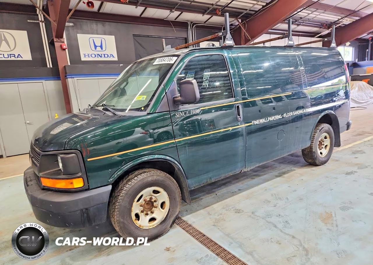 2016 Chevrolet Express G2500