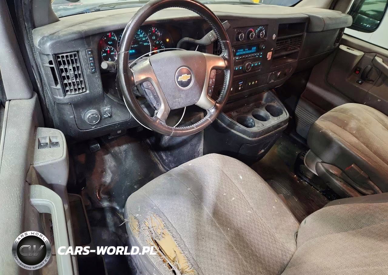 2016 Chevrolet Express G2500 VIN:1GCWGAFF5G1230337 - 8