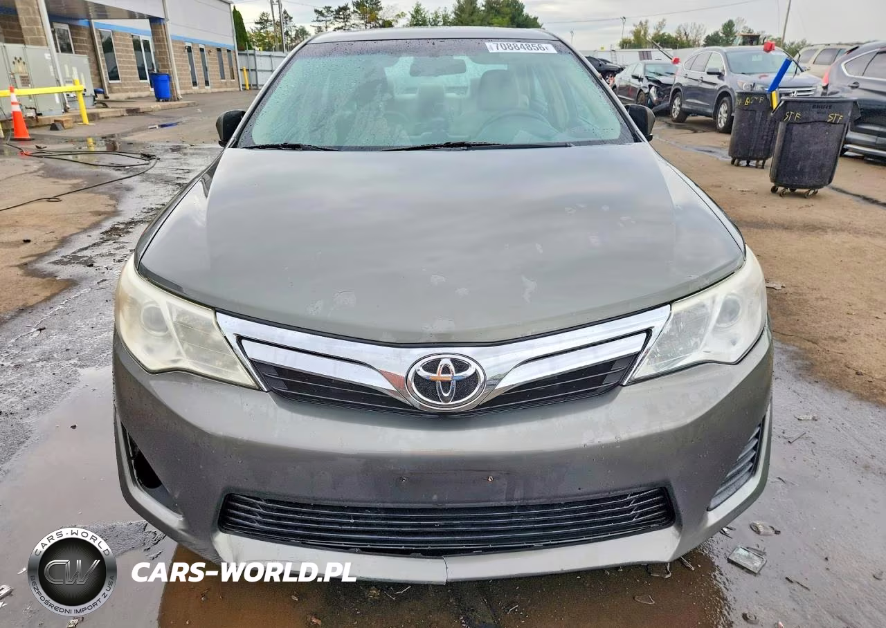 2012 Toyota Camry Le VIN:4T1BF1FK6CU564637 - 5