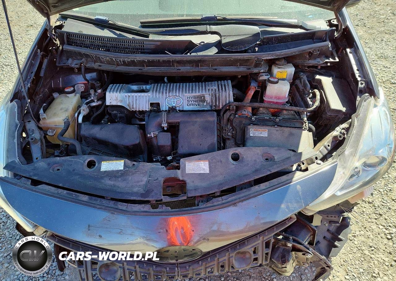 2015 Toyota Prius V Two VIN:JTDZN3EU0FJ038689 - 11