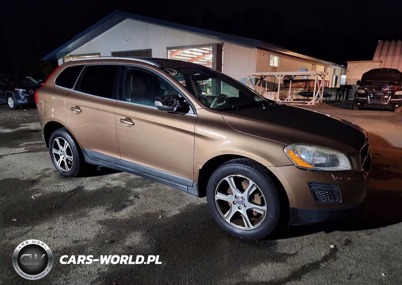 2013 Volvo Xc60 T6 VIN:YV4902DZ6D2457317 - 4