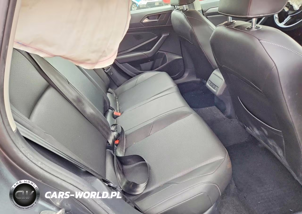 2019 Volkswagen Jetta S VIN:3VWC57BU8KM275653 - 10