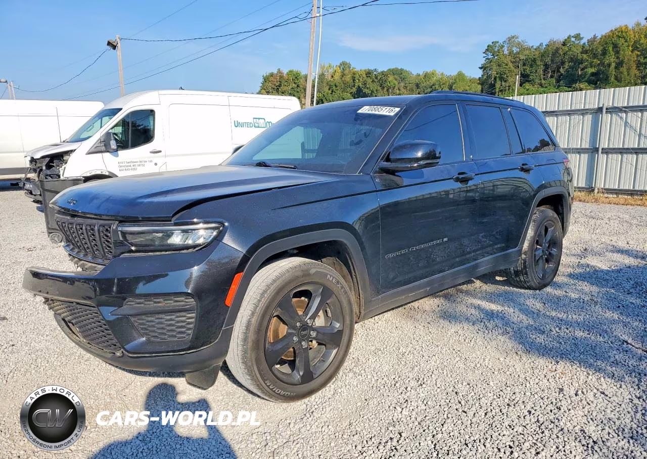 2023 Jeep Grand Cherokee Laredo