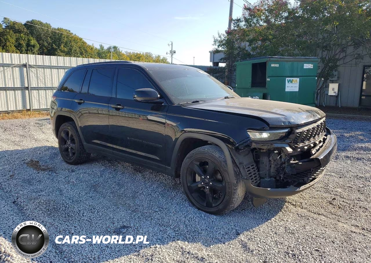 2023 Jeep Grand Cherokee Laredo VIN:1C4RJHAG4PC517468 - 4