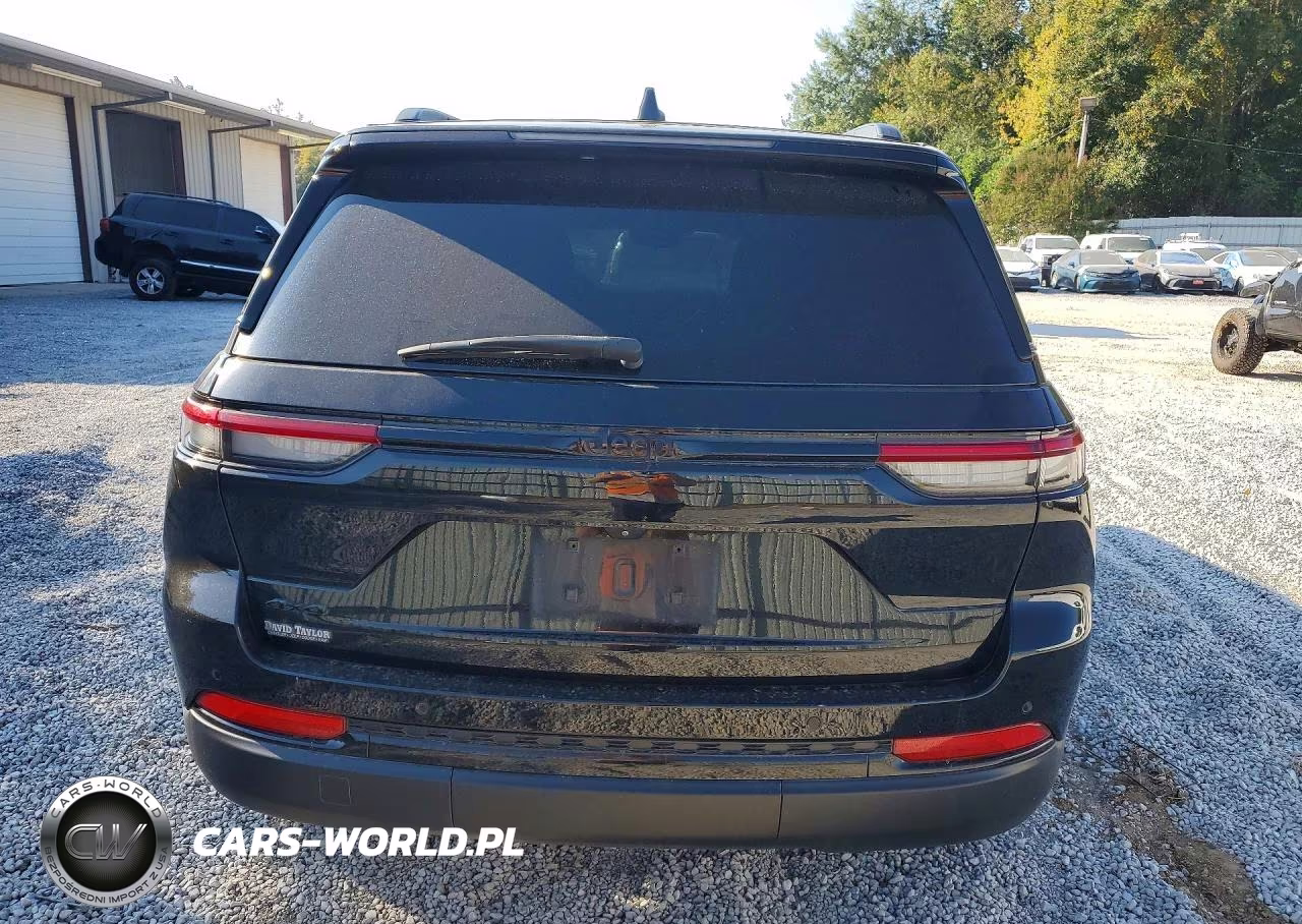 2023 Jeep Grand Cherokee Laredo VIN:1C4RJHAG4PC517468 - 6