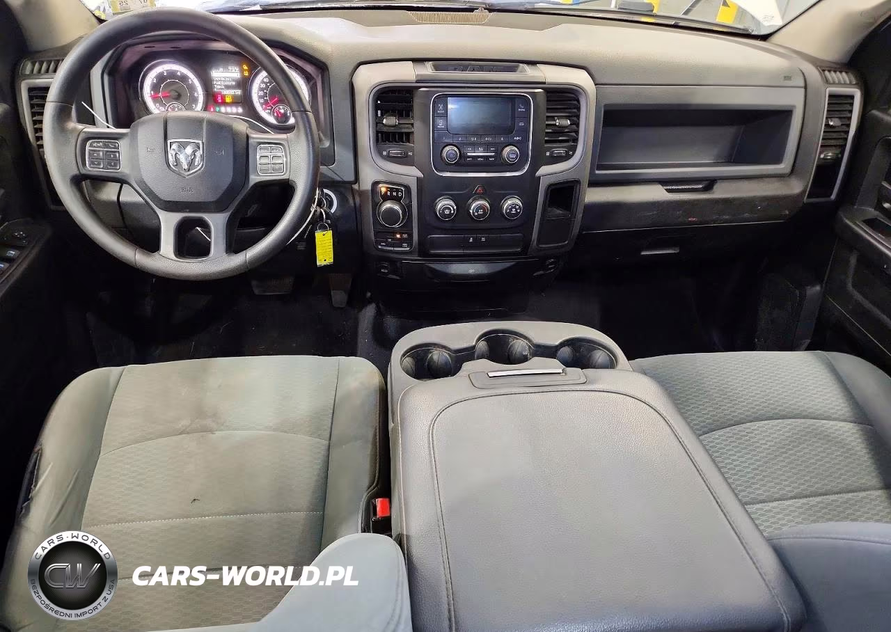 2019 Ram 1500 Classic Tradesman VIN:1C6RR7FG5KS519117 - 8