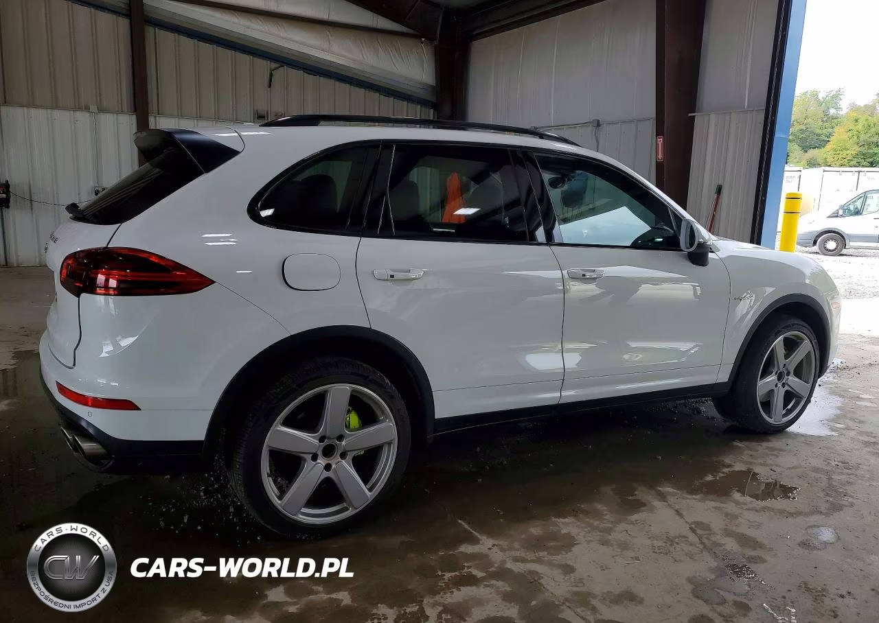 2015 Porsche Cayenne Se Hybrid VIN:WP1AE2A2XFLA52534 - 3