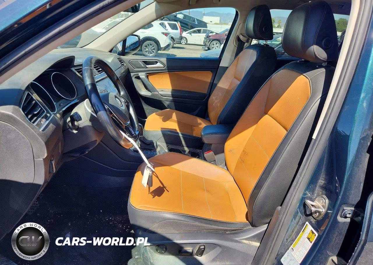 2018 Volkswagen Tiguan Se VIN:3VV2B7AX7JM162943 - 7