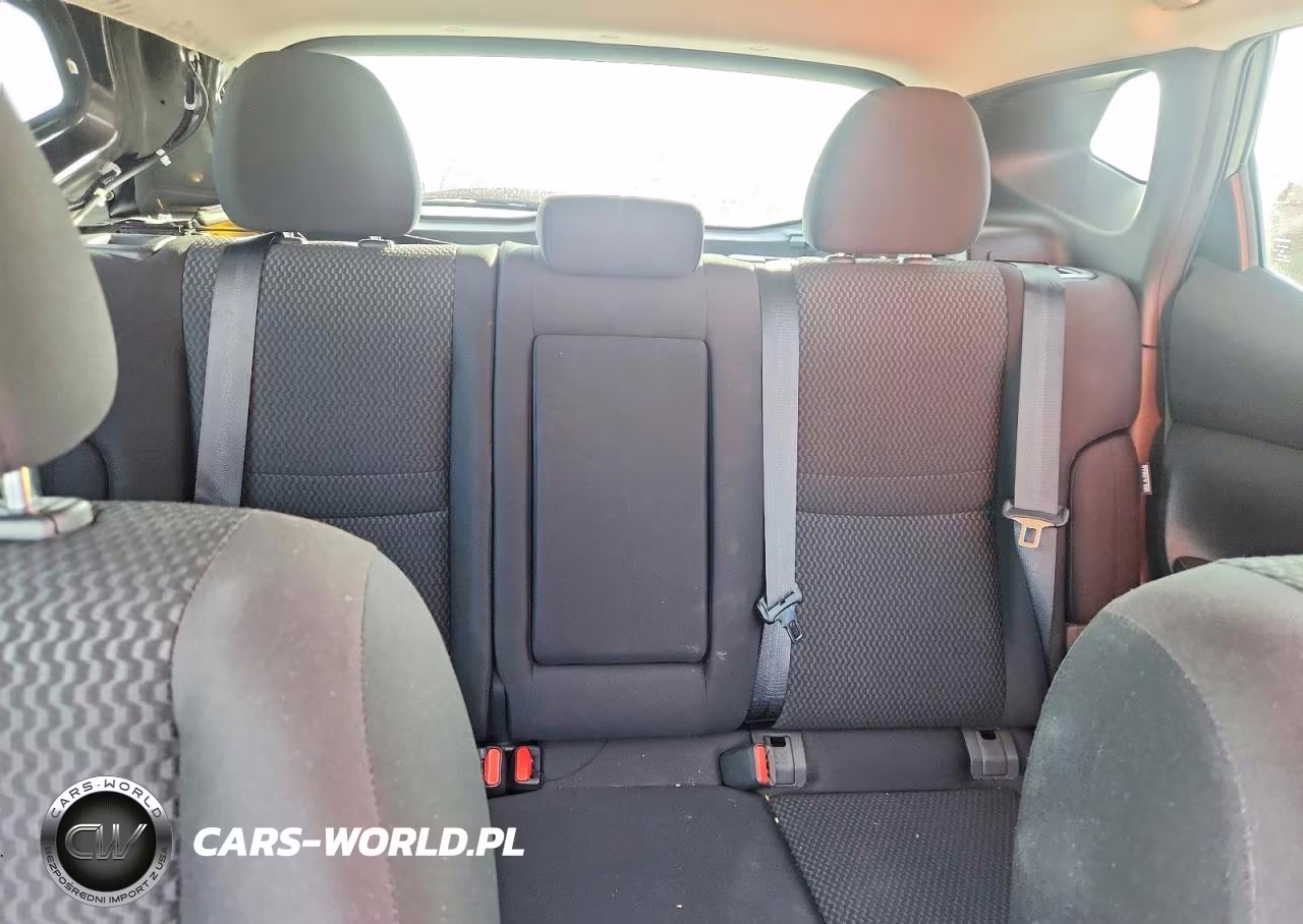 2020 Nissan Rogue Sport S VIN:JN1BJ1CVXLW255617 - 10