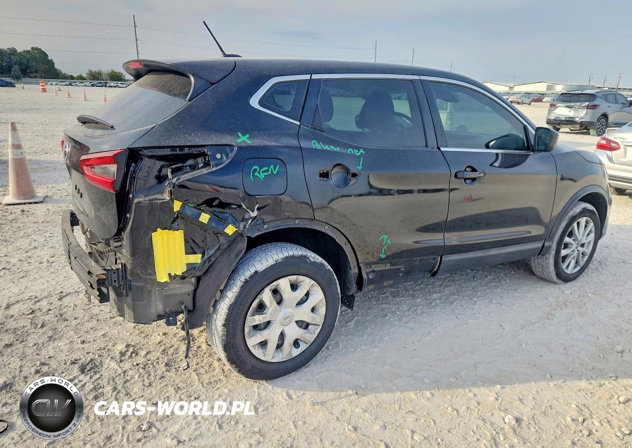 2020 Nissan Rogue Sport S VIN:JN1BJ1CVXLW255617 - 3
