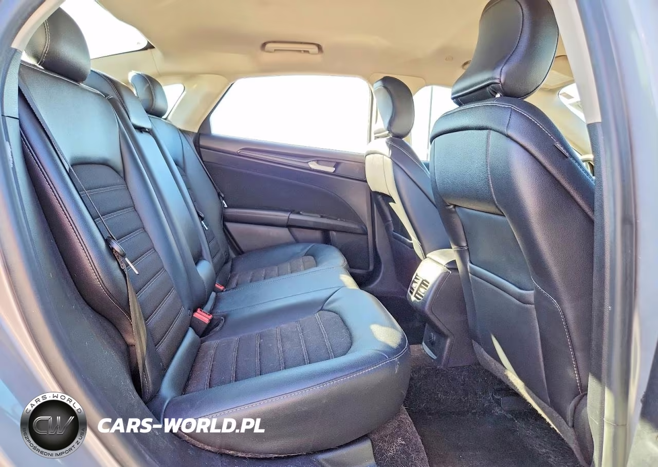 2018 Ford Fusion Se Hybrid VIN:3FA6P0LU7JR197230 - 10