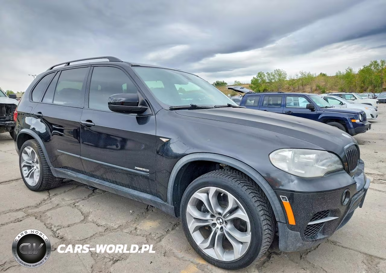 2012 BMW X5 xDrive50I VIN:5UXZV8C55CL424824 - 4