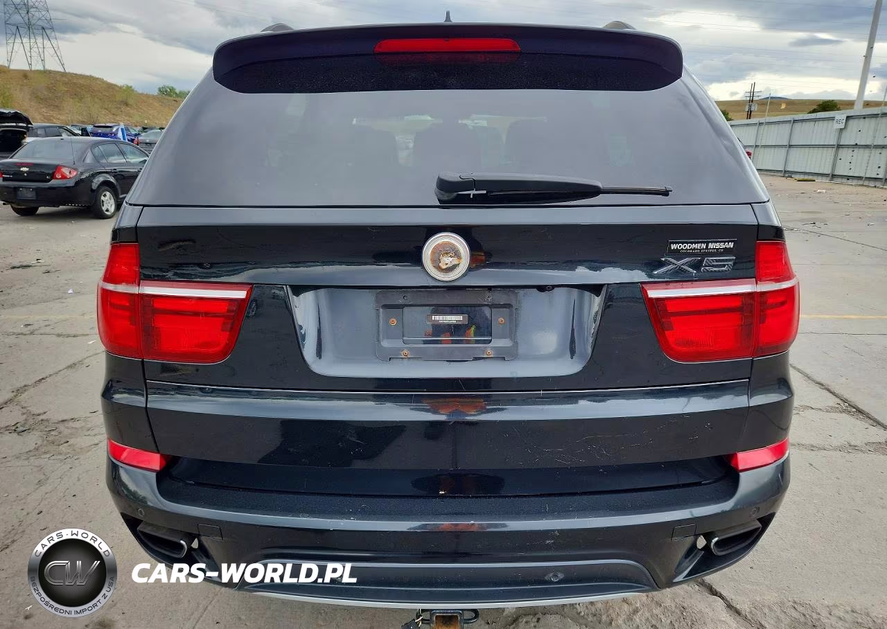 2012 BMW X5 xDrive50I VIN:5UXZV8C55CL424824 - 6