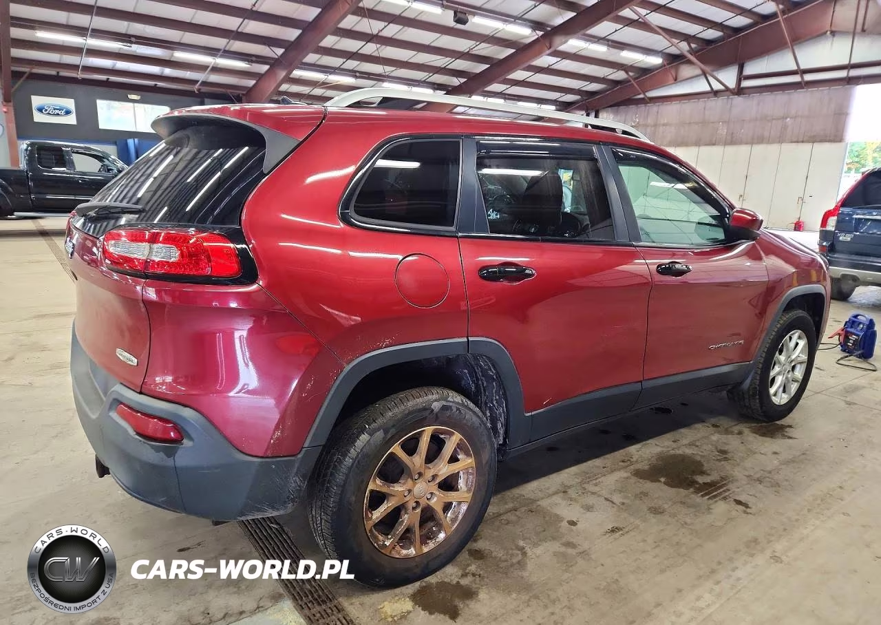 2014 Jeep Cherokee Latitude VIN:1C4PJMCB7EW298809 - 3