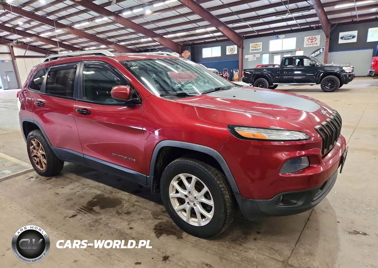 2014 Jeep Cherokee Latitude VIN:1C4PJMCB7EW298809 - 4
