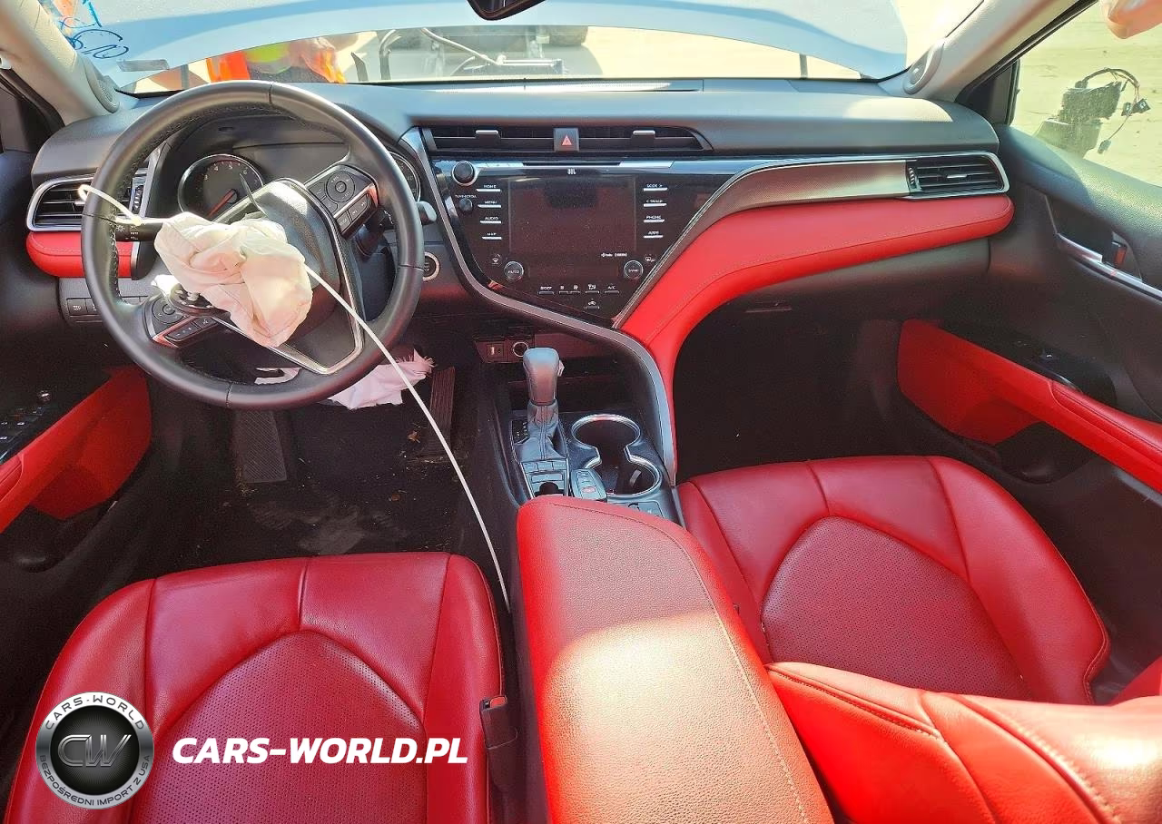 2019 Toyota Camry Xse VIN:4T1B61HK3KU164692 - 8