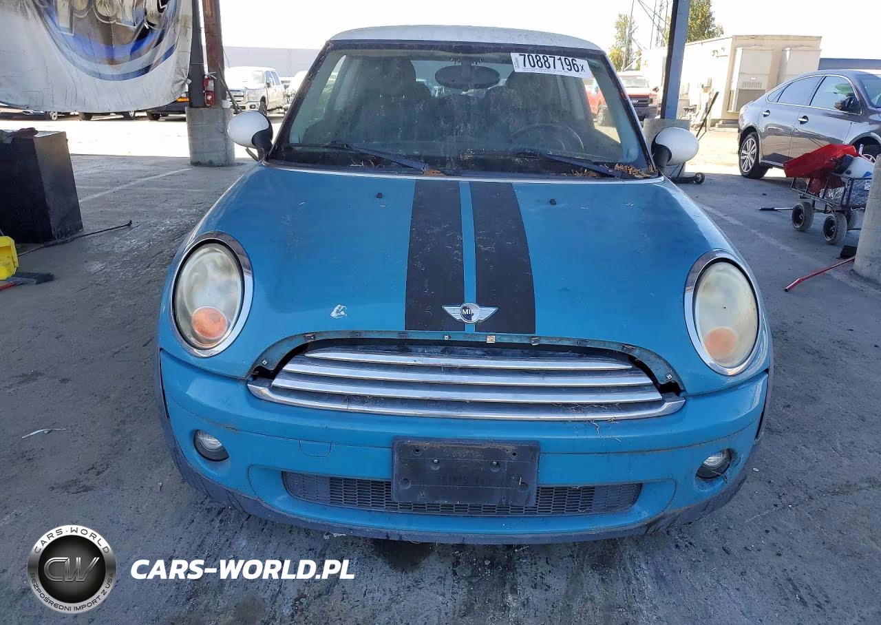 2008 Mini Cooper VIN:WMWMF33578TU67805 - 5