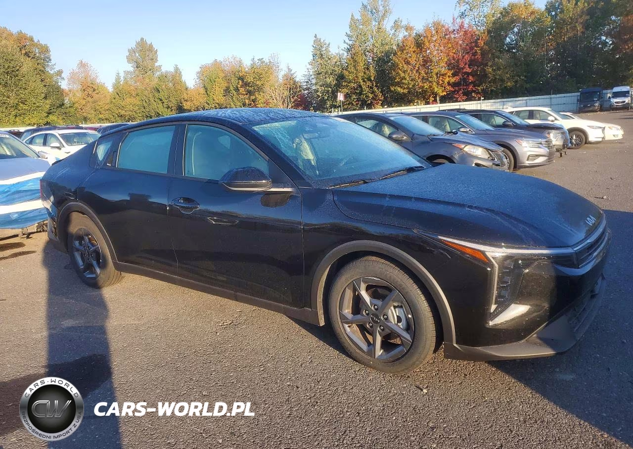 2026 Kia K4 Lxs VIN:3KPFT4DE4TE253834 - 4
