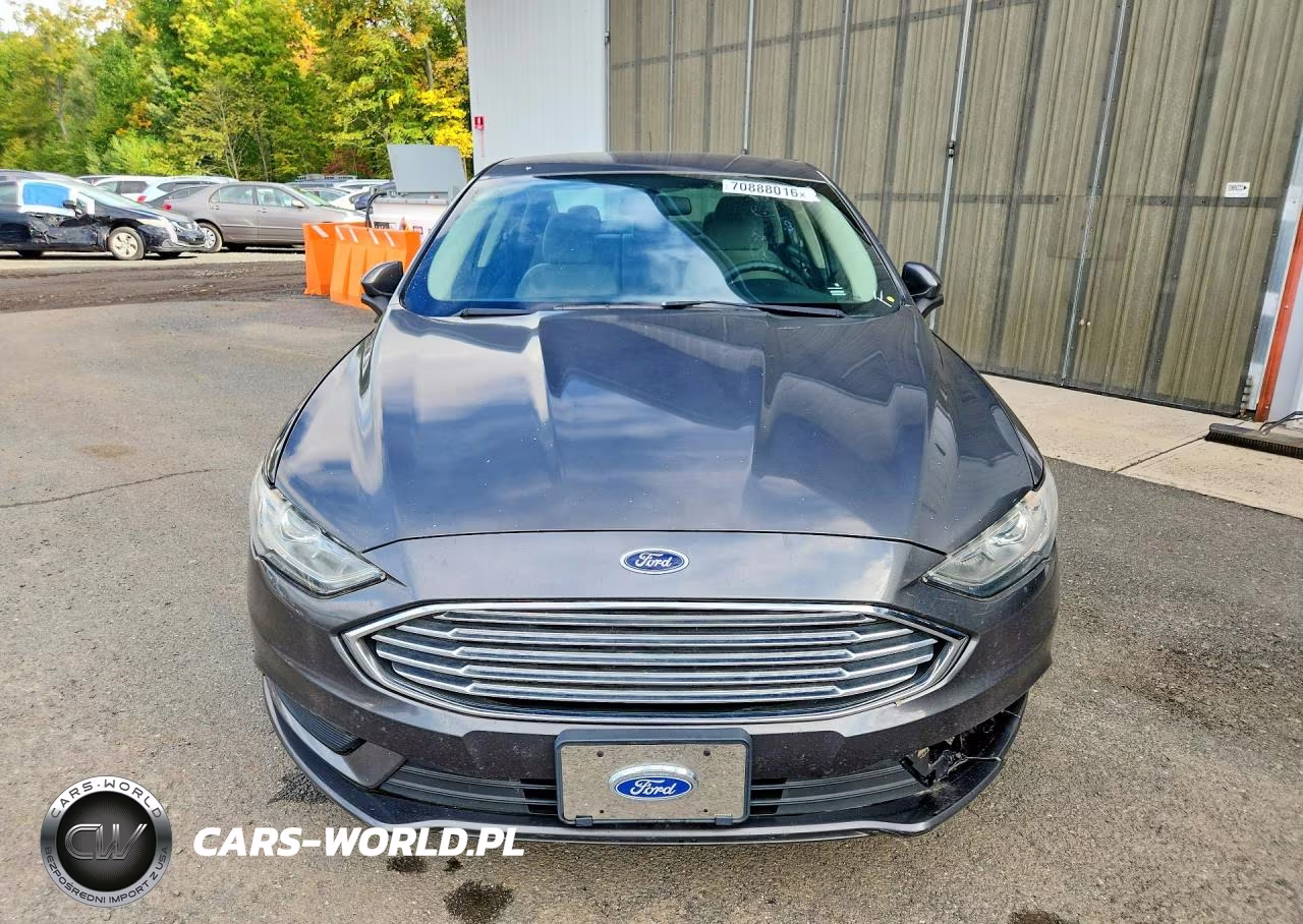 2018 Ford Fusion S Hybrid VIN:3FA6P0UU8JR142185 - 5
