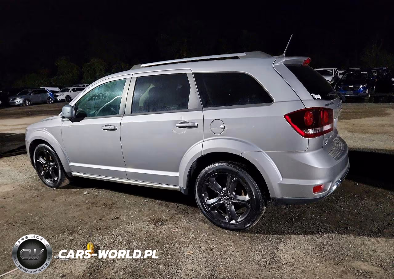 2018 Dodge Journey Crossroad VIN:3C4PDDGG2JT430517 - 2