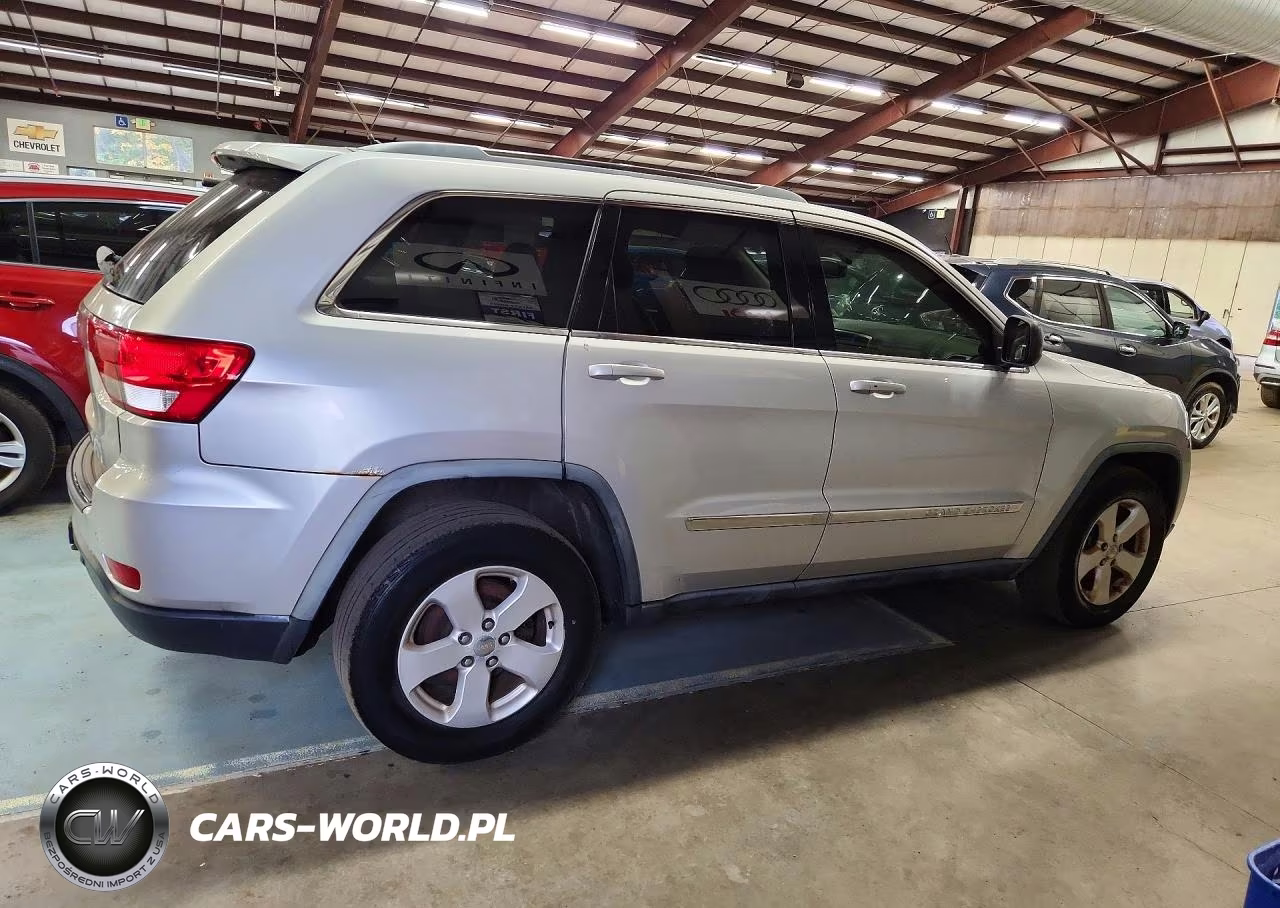2012 Jeep Grand Cherokee Laredo VIN:1C4RJFAG2CC166493 - 3