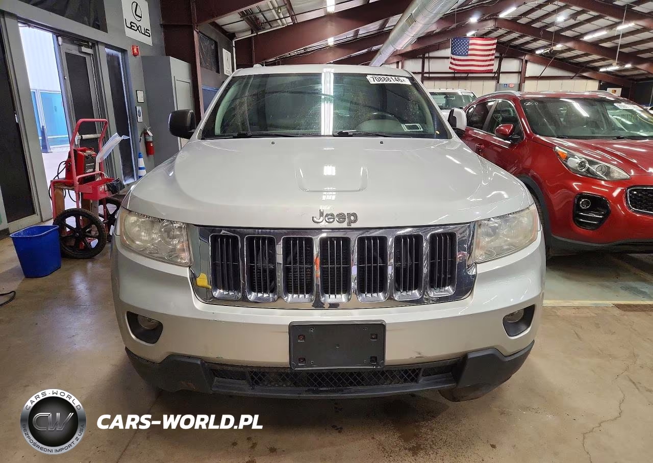 2012 Jeep Grand Cherokee Laredo VIN:1C4RJFAG2CC166493 - 5