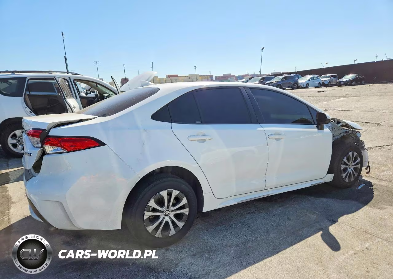 2021 Toyota Corolla Le VIN:JTDEAMDE2MJ008875 - 3