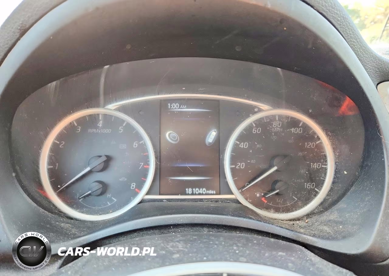 2018 Nissan Sentra Sv VIN:3N1AB7APXJL641795 - 9