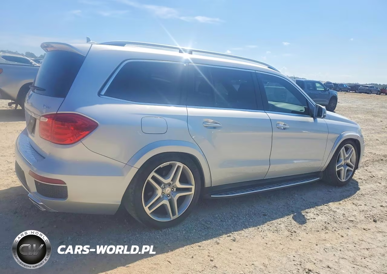 2016 Mercedes-Benz Gl 550 4Matic VIN:4JGDF7DE3GA654408 - 3
