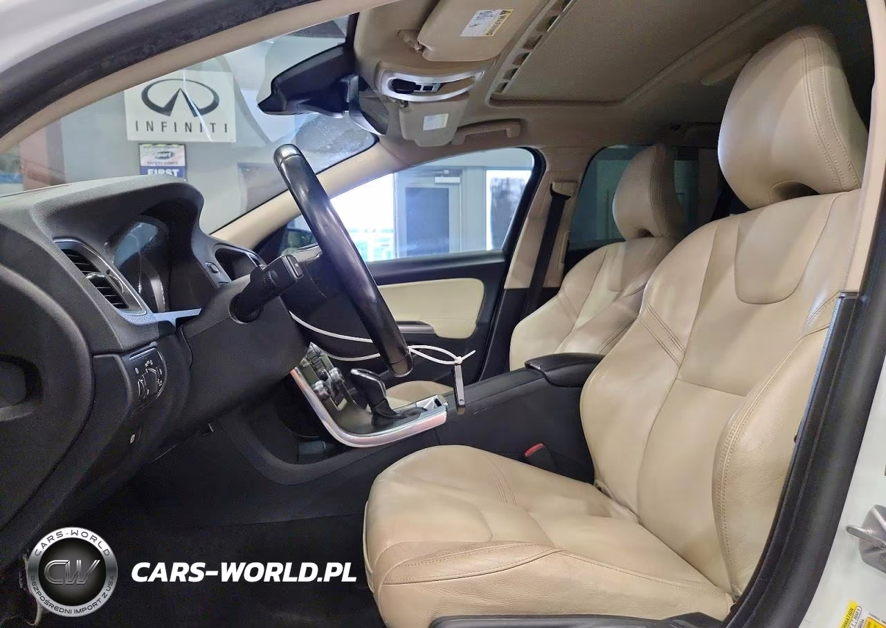 2015 Volvo V60 Cross Country Premier VIN:YV4612HK1F1000646 - 7