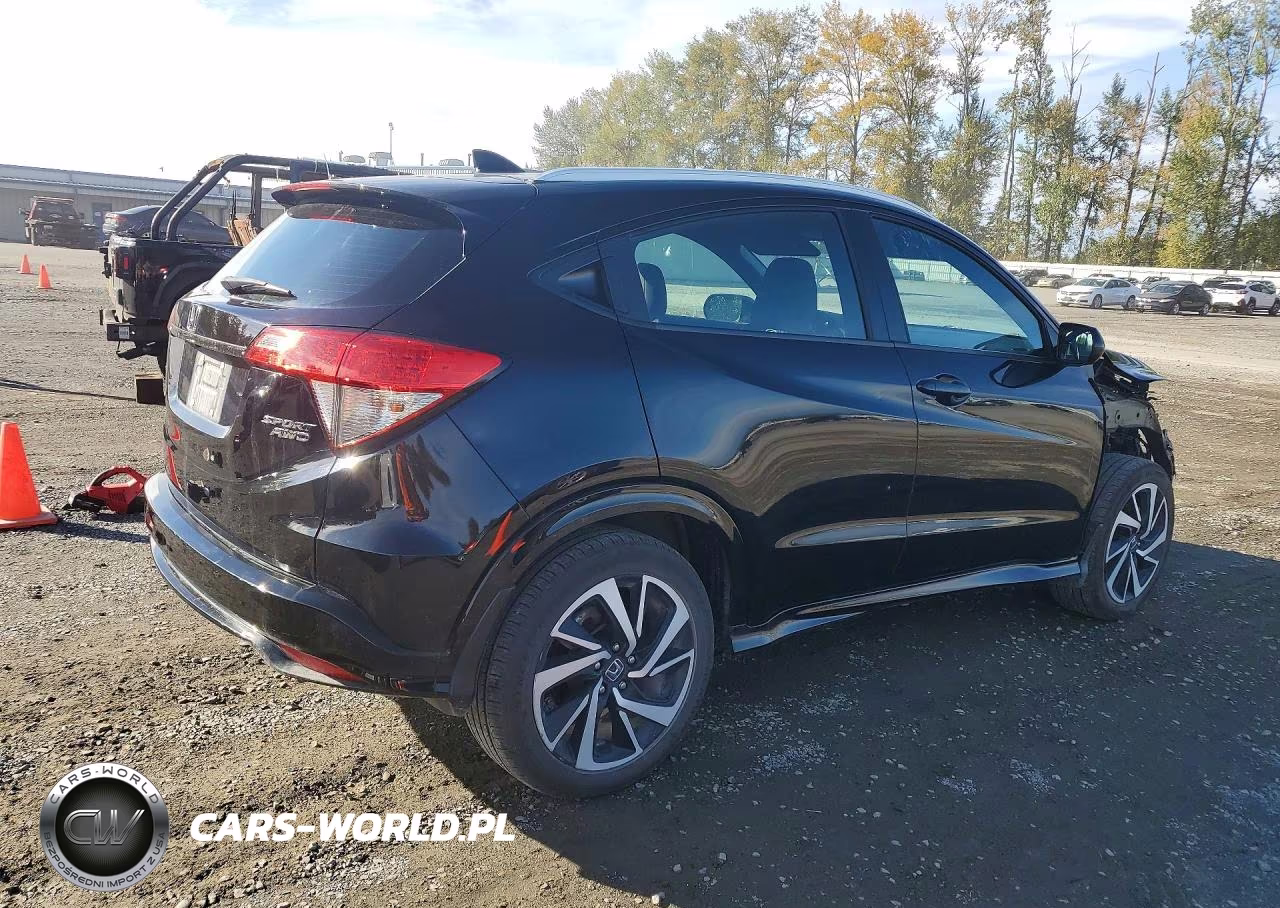 2020 Honda Hr-V Sport VIN:3CZRU6H17LG703200 - 3