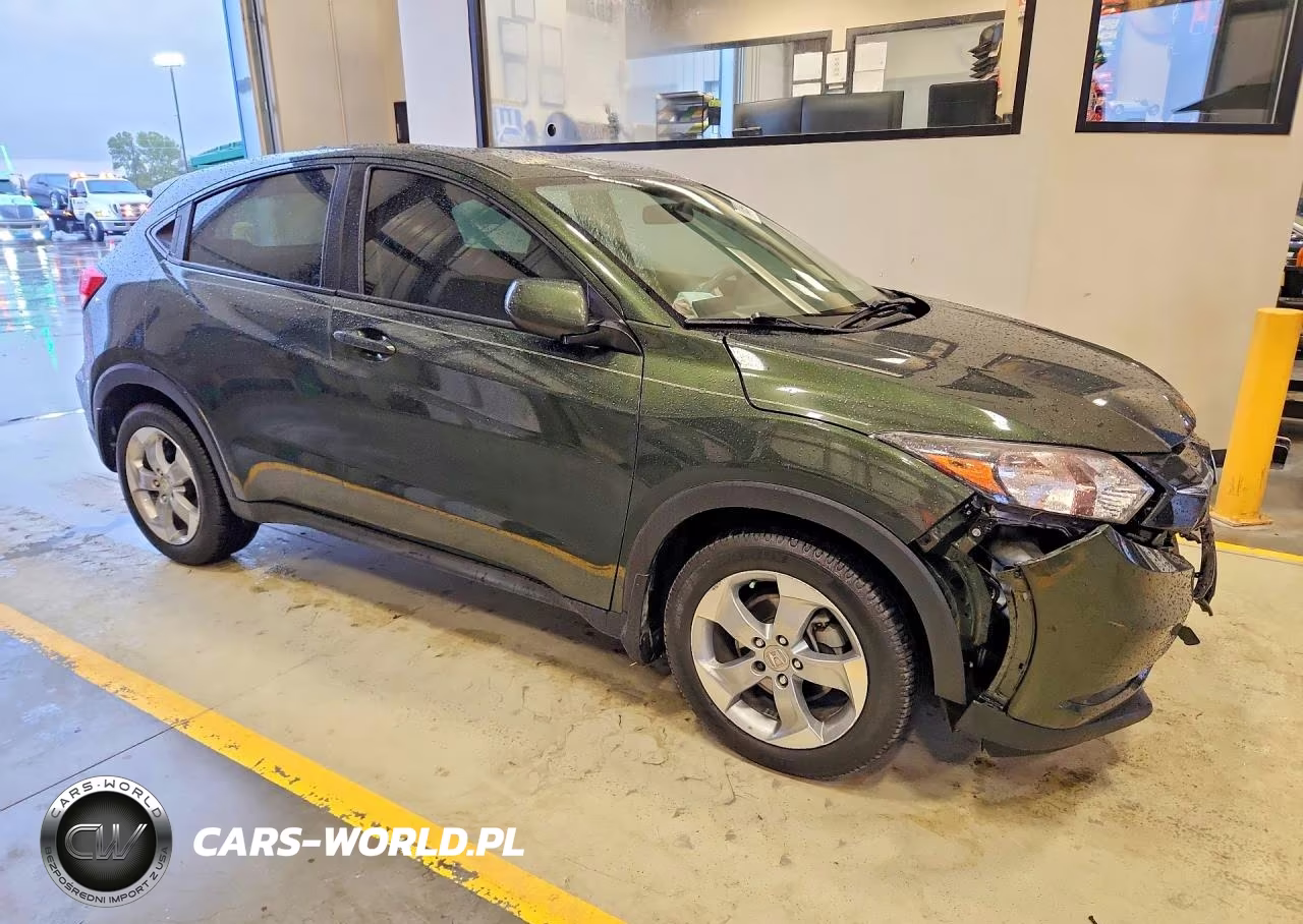 2017 Honda Hr-V Lx VIN:3CZRU5H33HM704560 - 4
